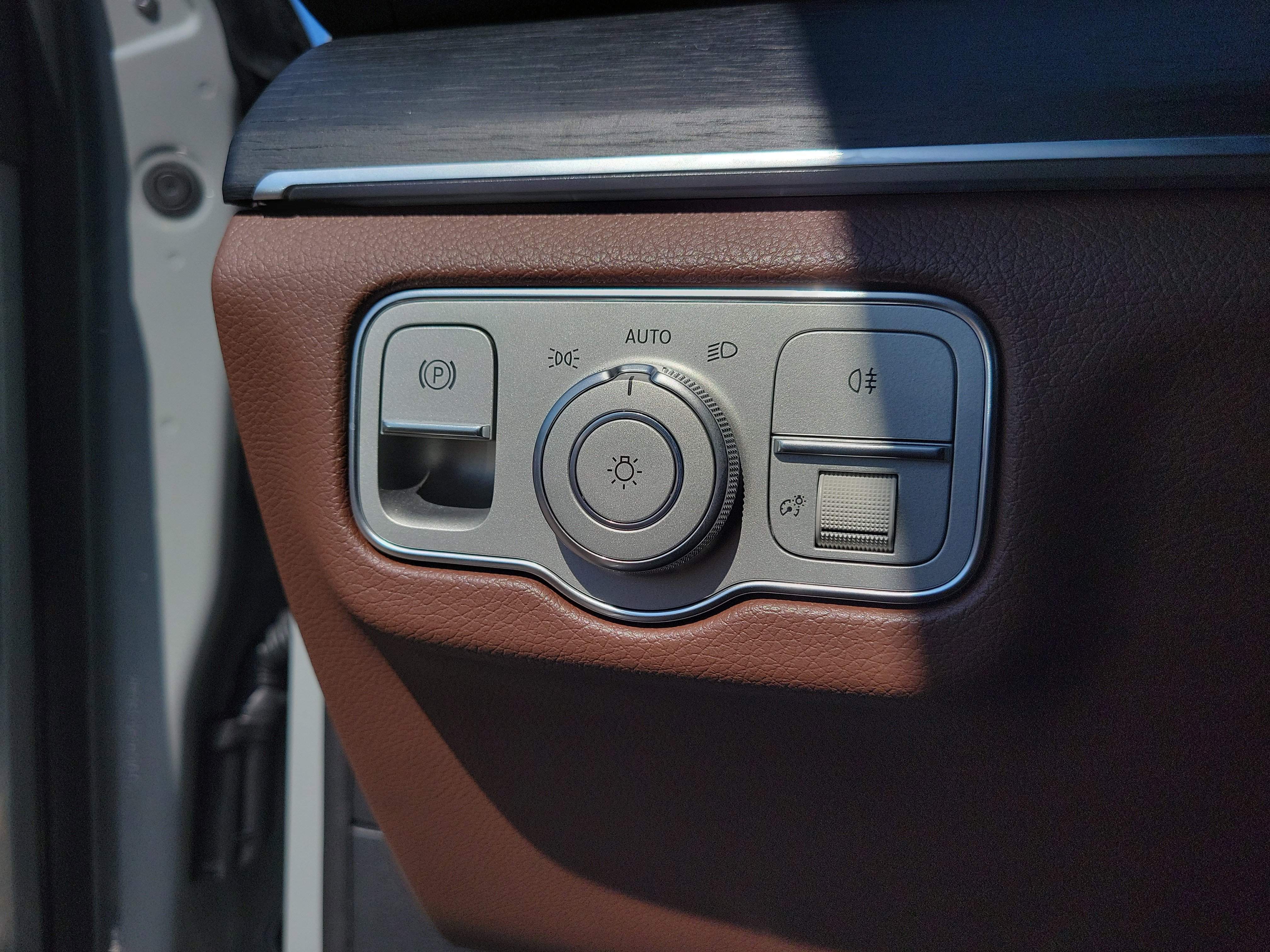 New 2026 Mercedes-Benz GLS 450 4MATIC image 25