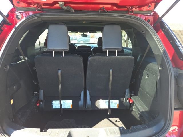 Used 2019 Ford Explorer XLT w/ Equipment Group 202A AWD/4WD image 27