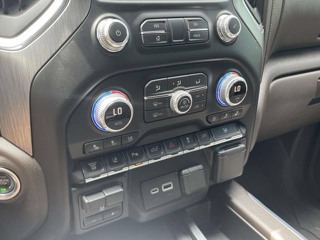 Used 2020 GMC Sierra 3500 Denali w/ Denali Ultimate Package AWD/4WD image 33