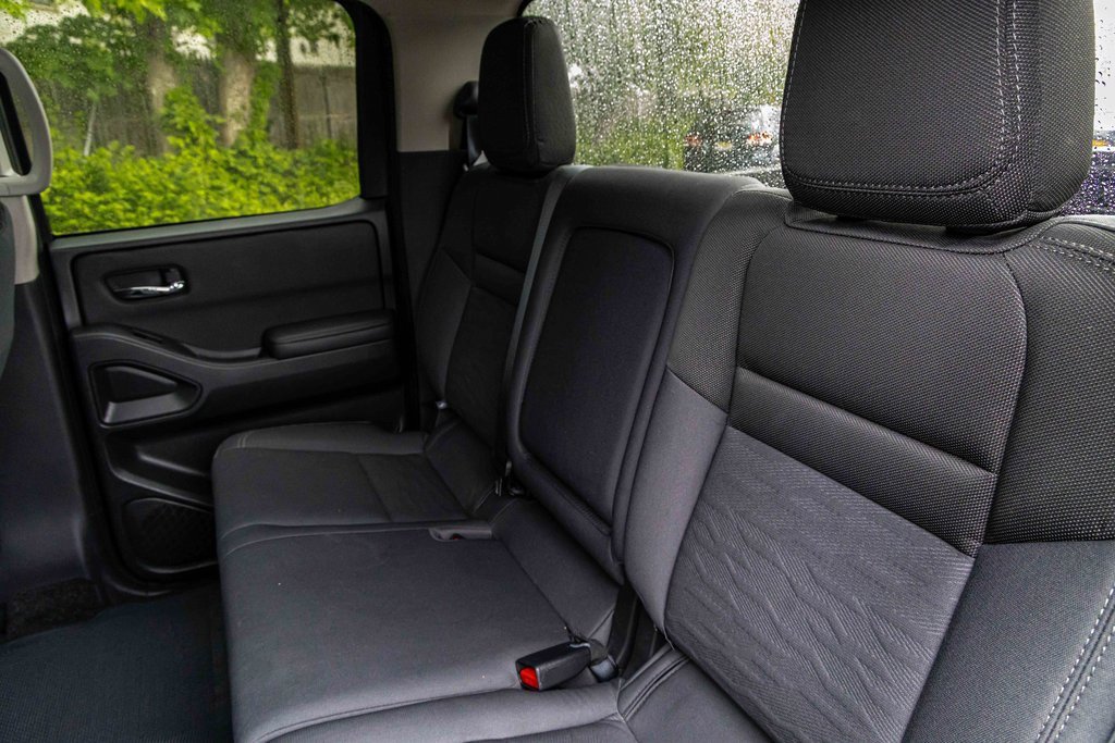 Certified 2024 Nissan Frontier SV w/ Tow Package image 17