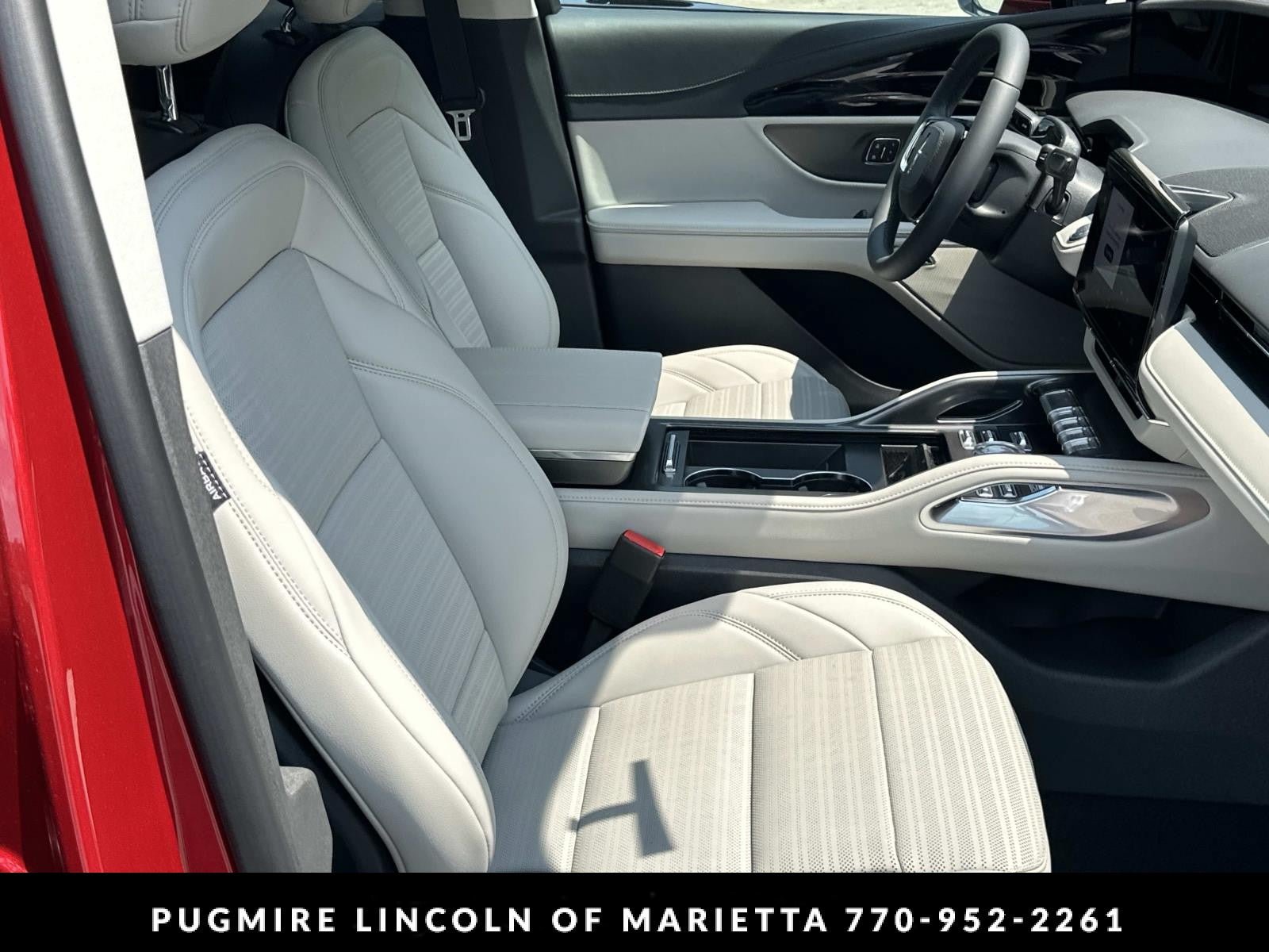 New 2026 Lincoln Nautilus Reserve AWD/4WD image 13