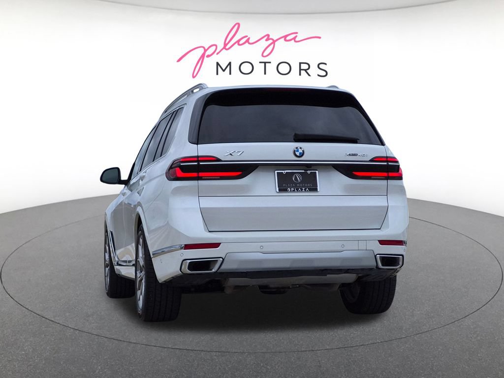 Certified 2025 BMW X7 xDrive40i w/ Premium Package AWD/4WD image 7