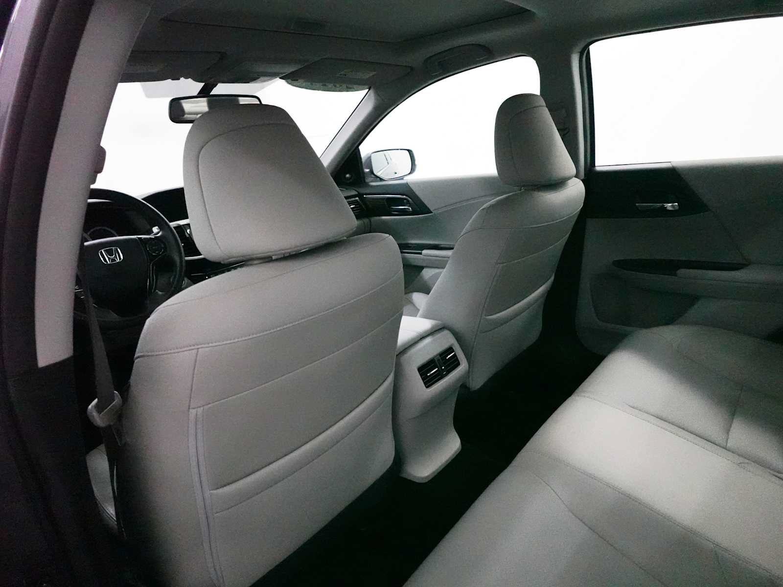 Certified 2017 Honda Accord EX-L image 28