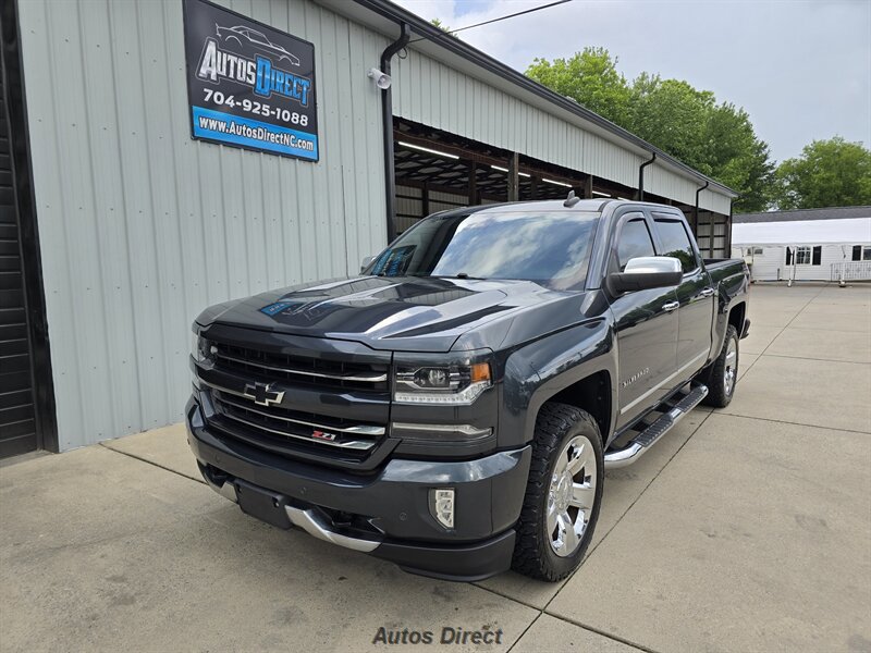 Used 2017 Chevrolet Silverado 1500 LTZ Z71 w/ LTZ Plus Package AWD/4WD image 2