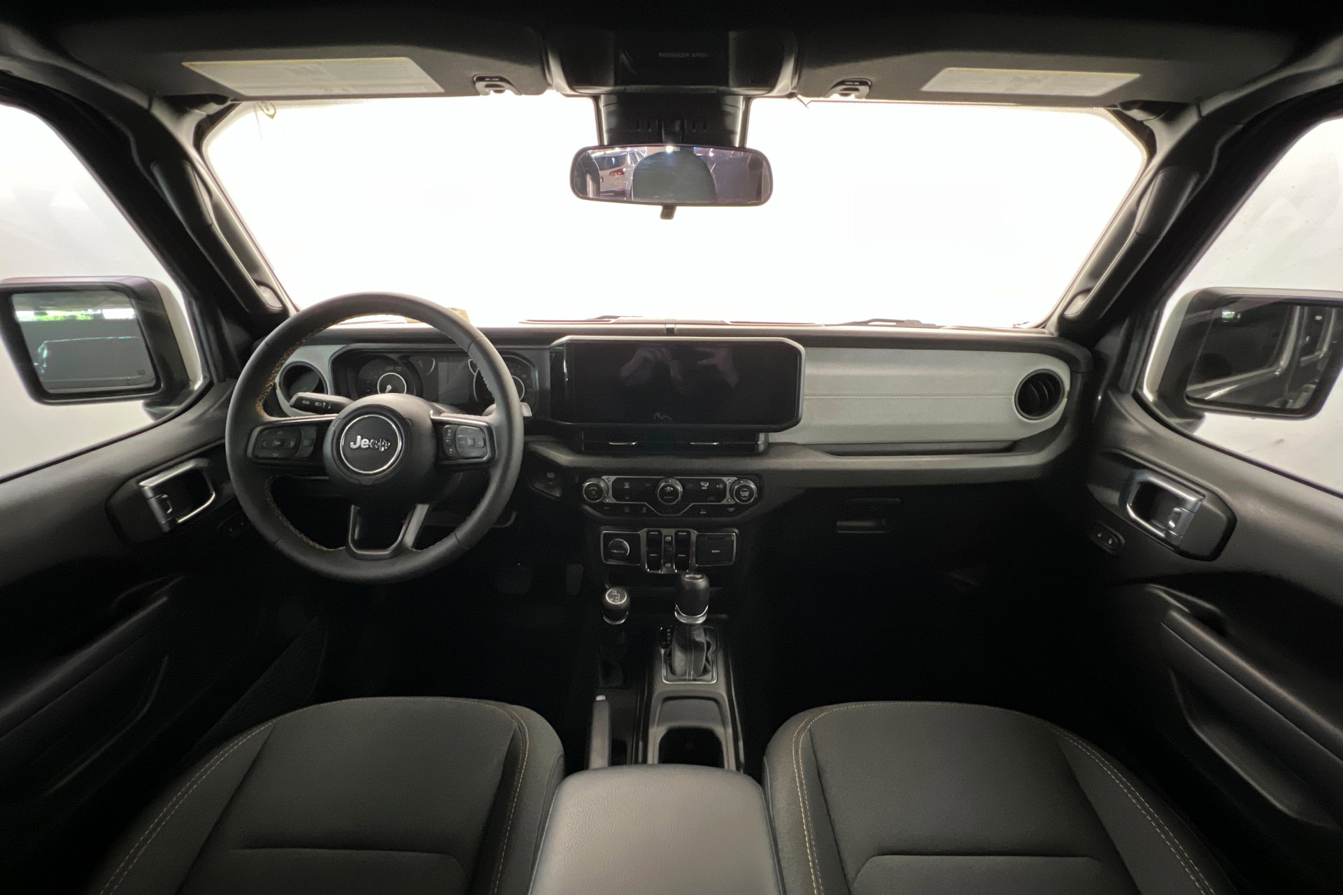 Certified 2024 Jeep Wrangler Sport S image 9