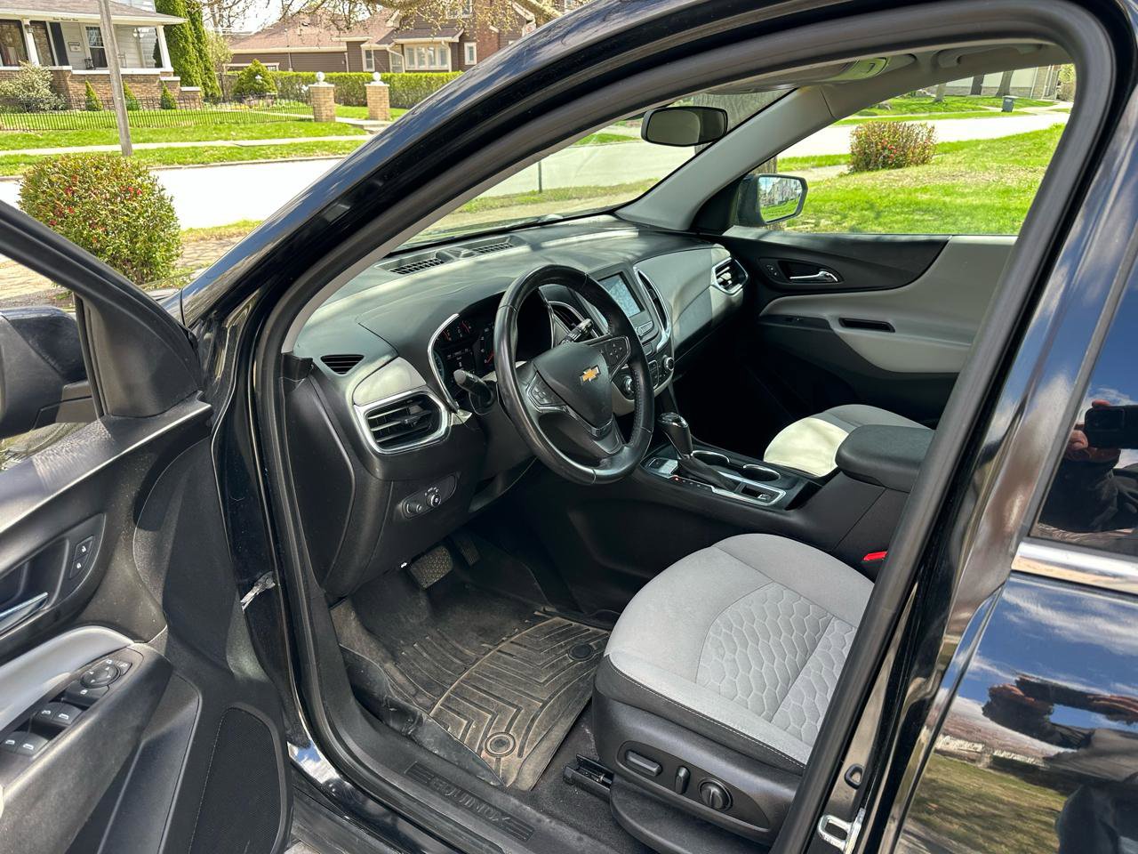 Used 2018 Chevrolet Equinox LT AWD/4WD image 23