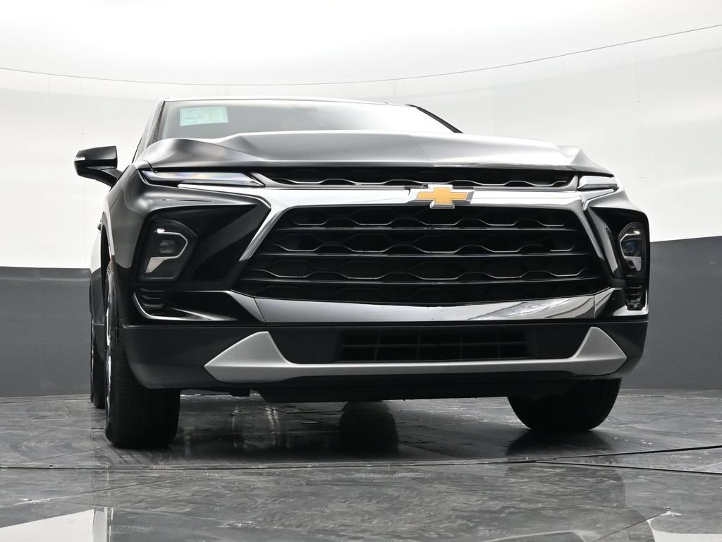 Used 2024 Chevrolet Blazer LT FWD image 28