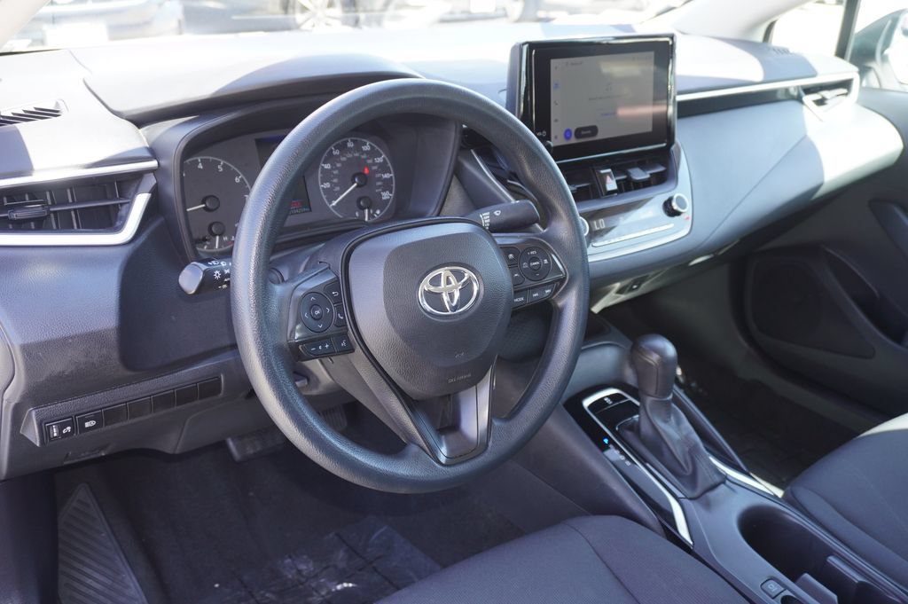 Used 2023 Toyota Corolla LE FWD image 10