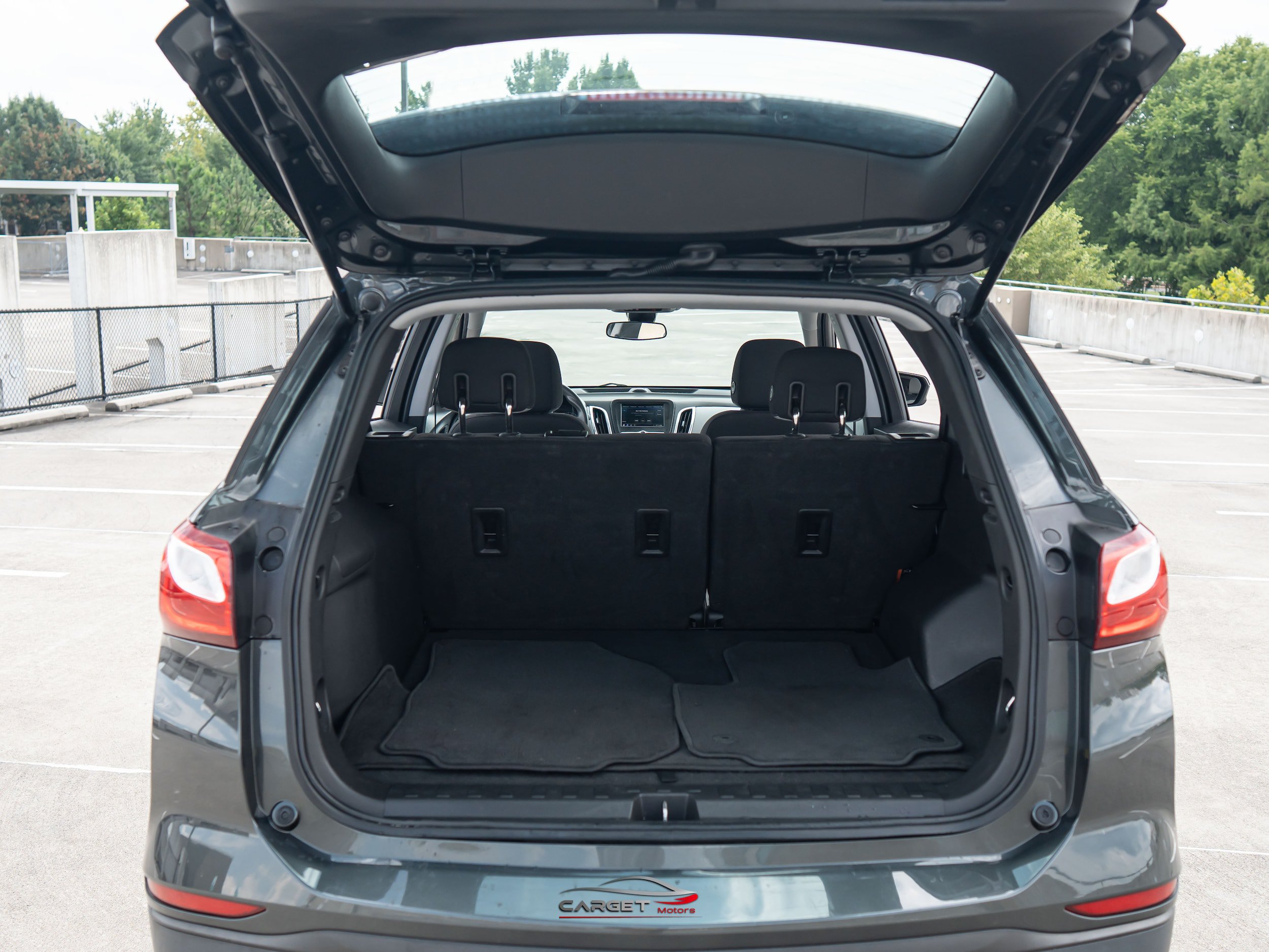 Used 2020 Chevrolet Equinox LS FWD image 40