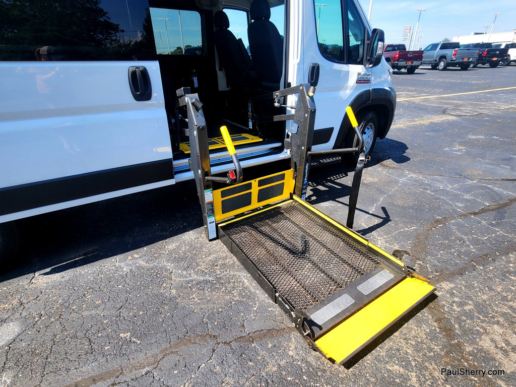 Used 2021 RAM ProMaster 3500 w/ Premium Appearance Group FWD image 8