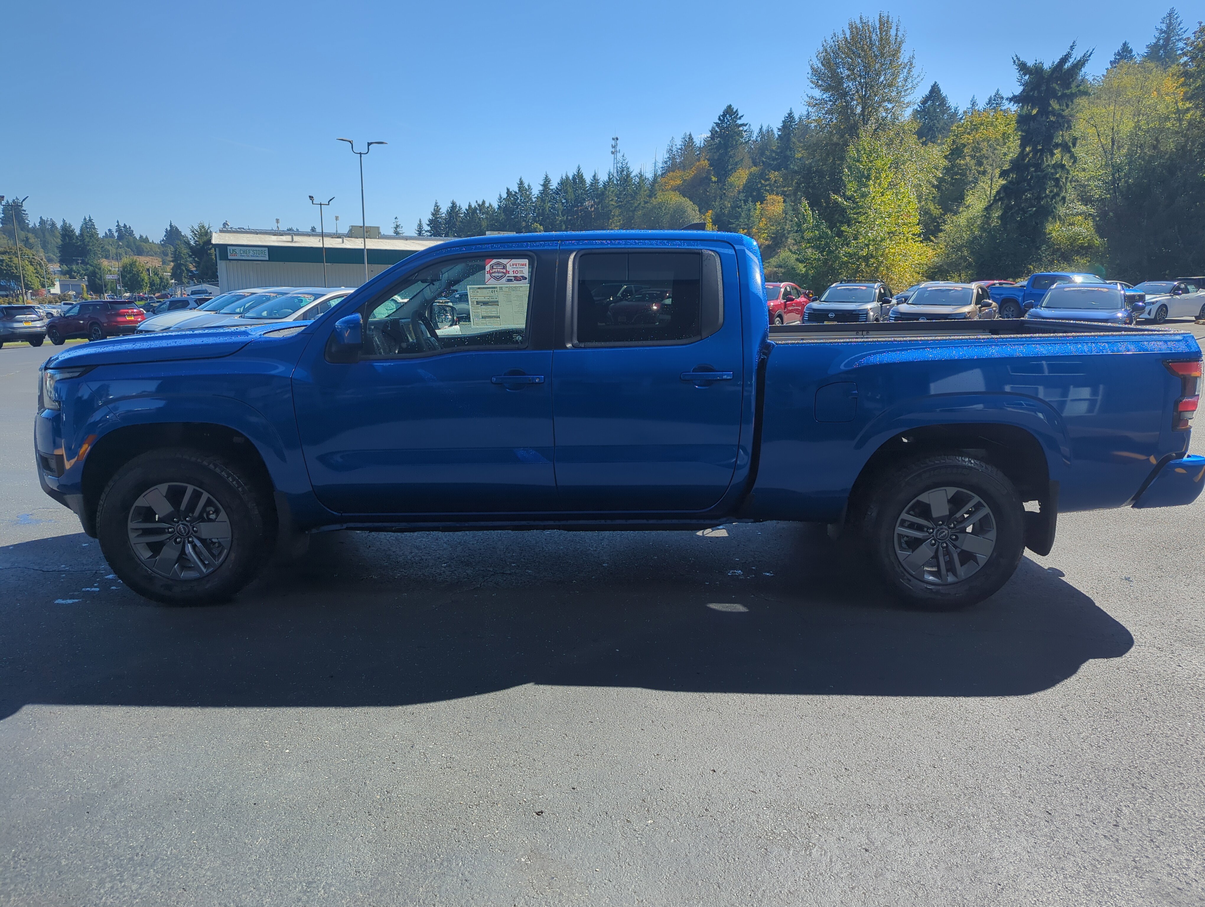 New 2026 Nissan Frontier SV w/ SV Convenience Package image 2