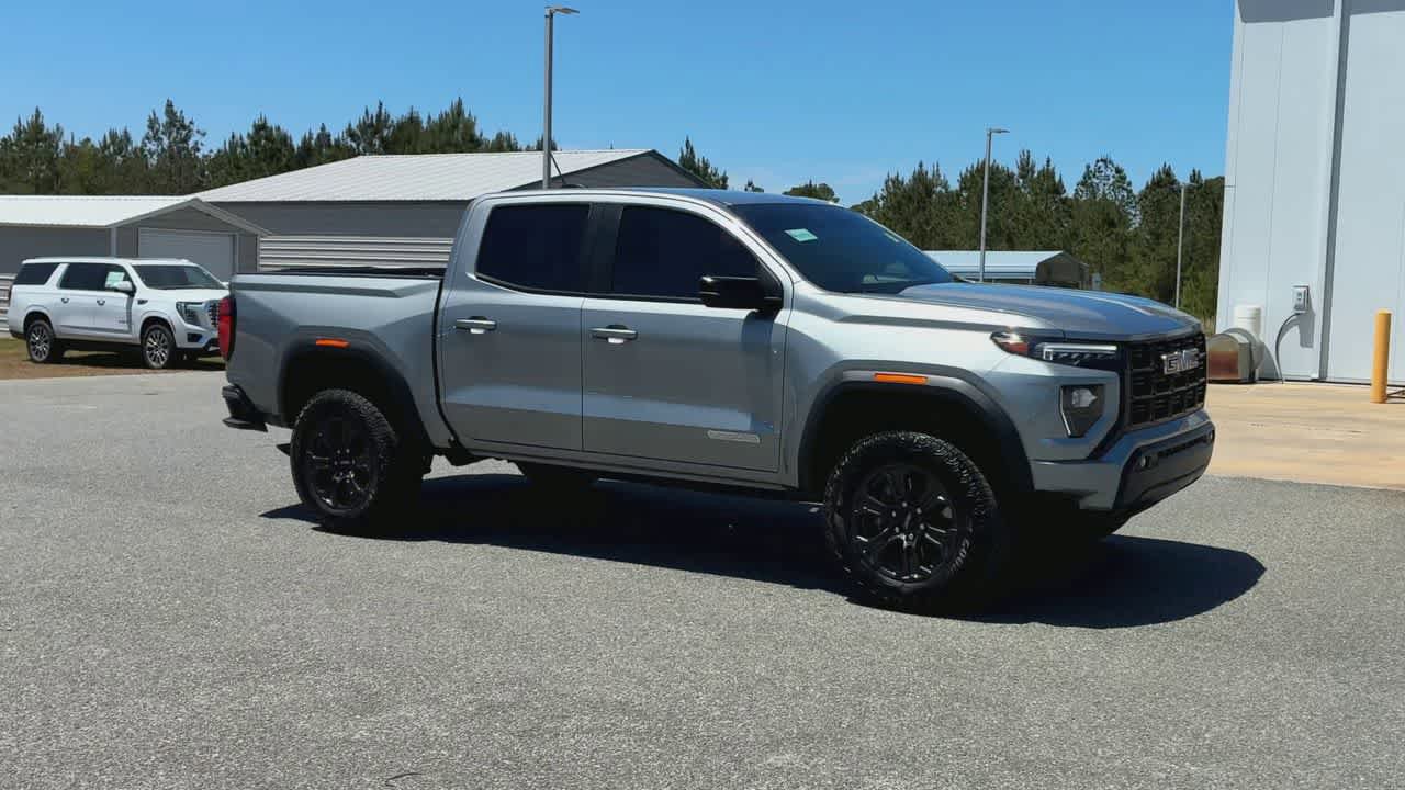 Used 2025 GMC Canyon Elevation w/ Convenience Package RWD image 2