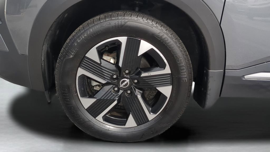 Certified 2025 Nissan Kicks SR w/ Interior Electronics Package AWD/4WD image 26