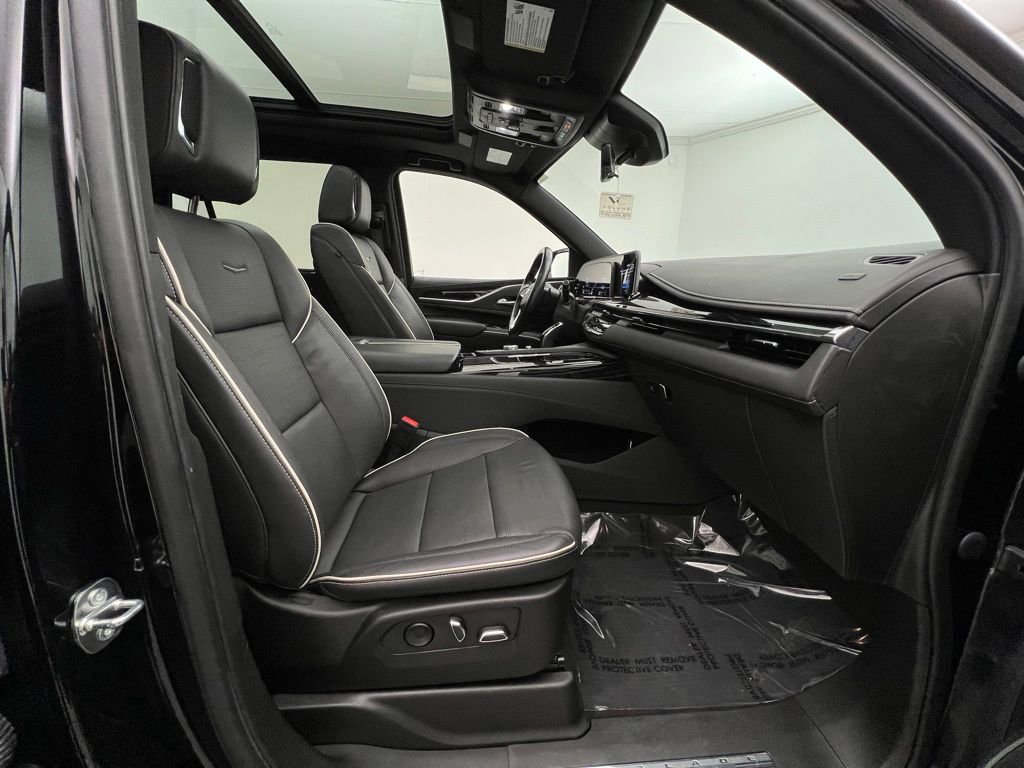 Used 2023 Cadillac Escalade Sport image 9