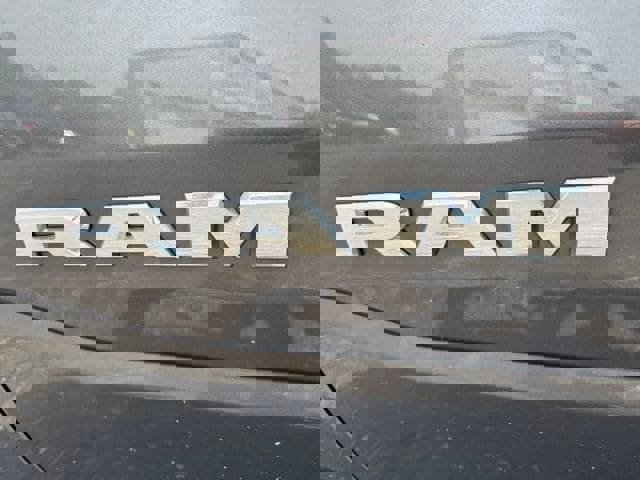 Used 2022 RAM 1500 Big Horn image 32