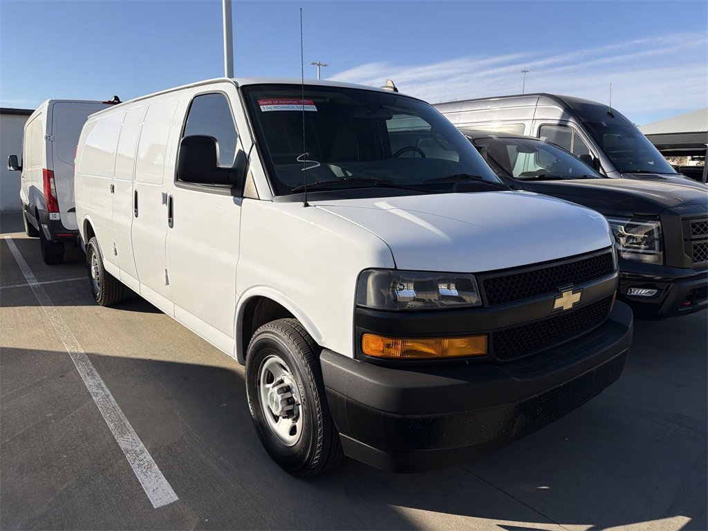 Used 2022 Chevrolet Express 2500 Extended w/ Driver Convenience Package image 2