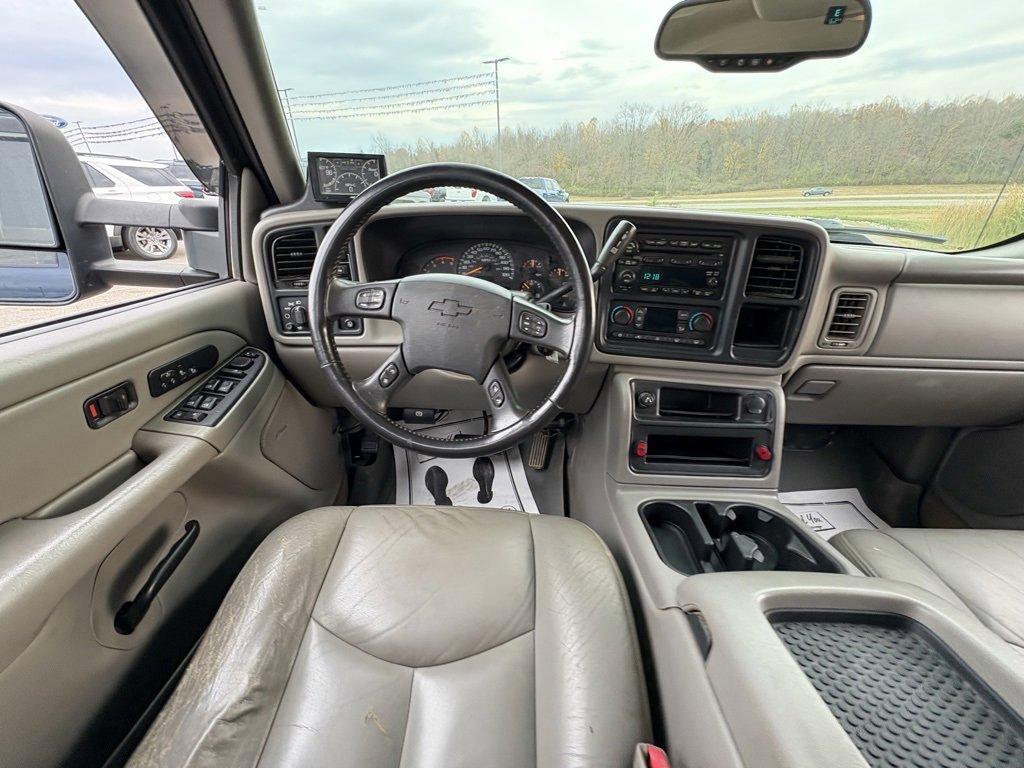 Used 2005 Chevrolet Silverado 3500 LT w/ Heavy-Duty Power Package image 31