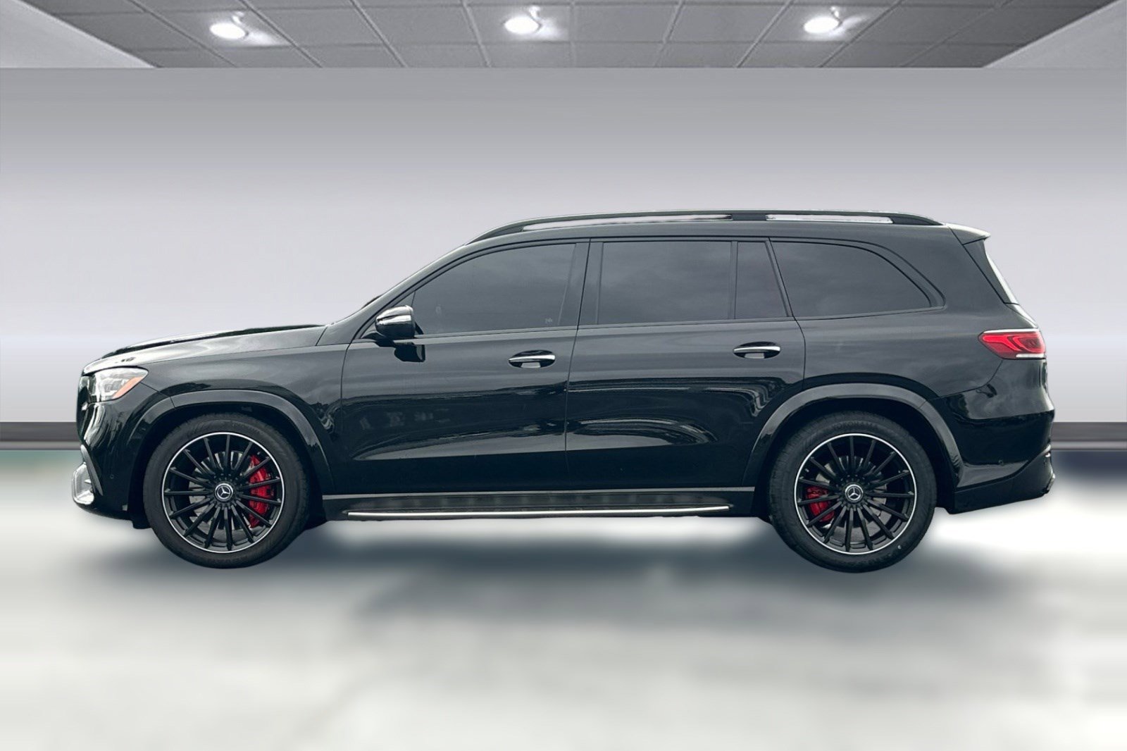 Certified 2022 Mercedes-Benz GLS 63 AMG 4MATIC image 2