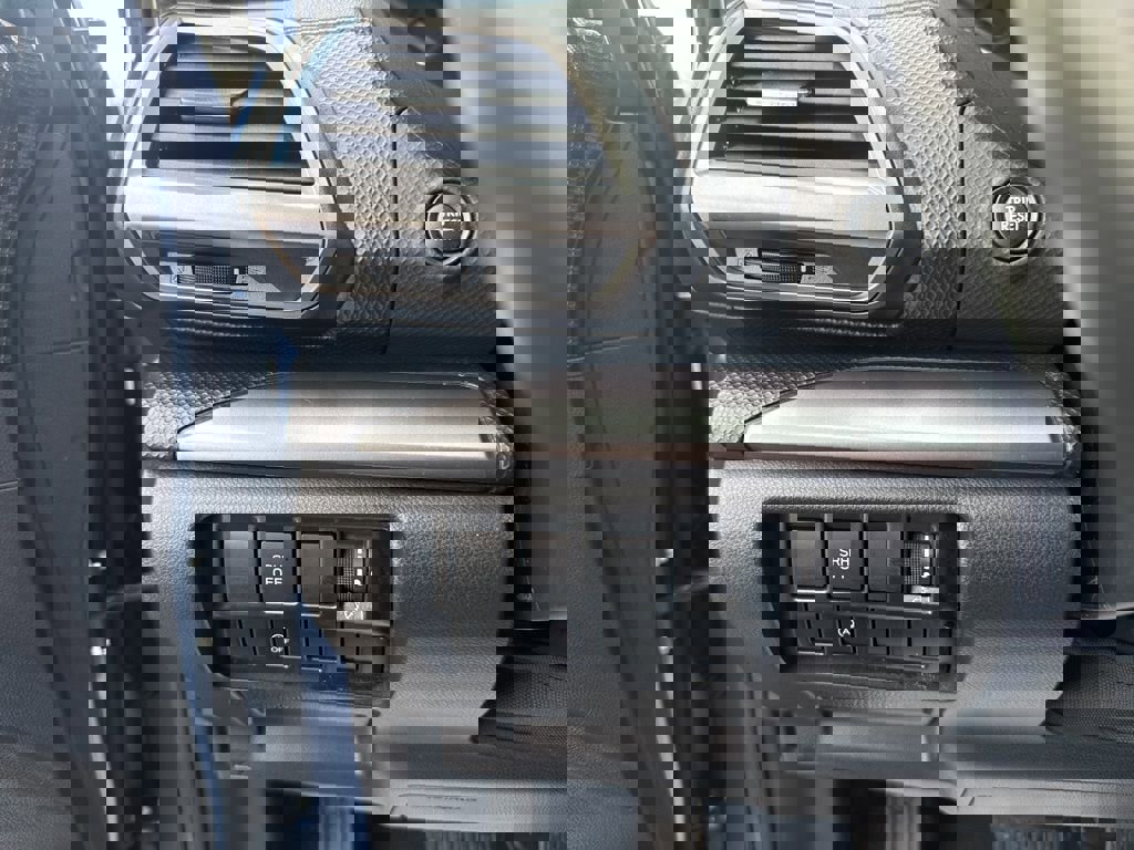 Used 2023 Subaru Forester Premium image 14