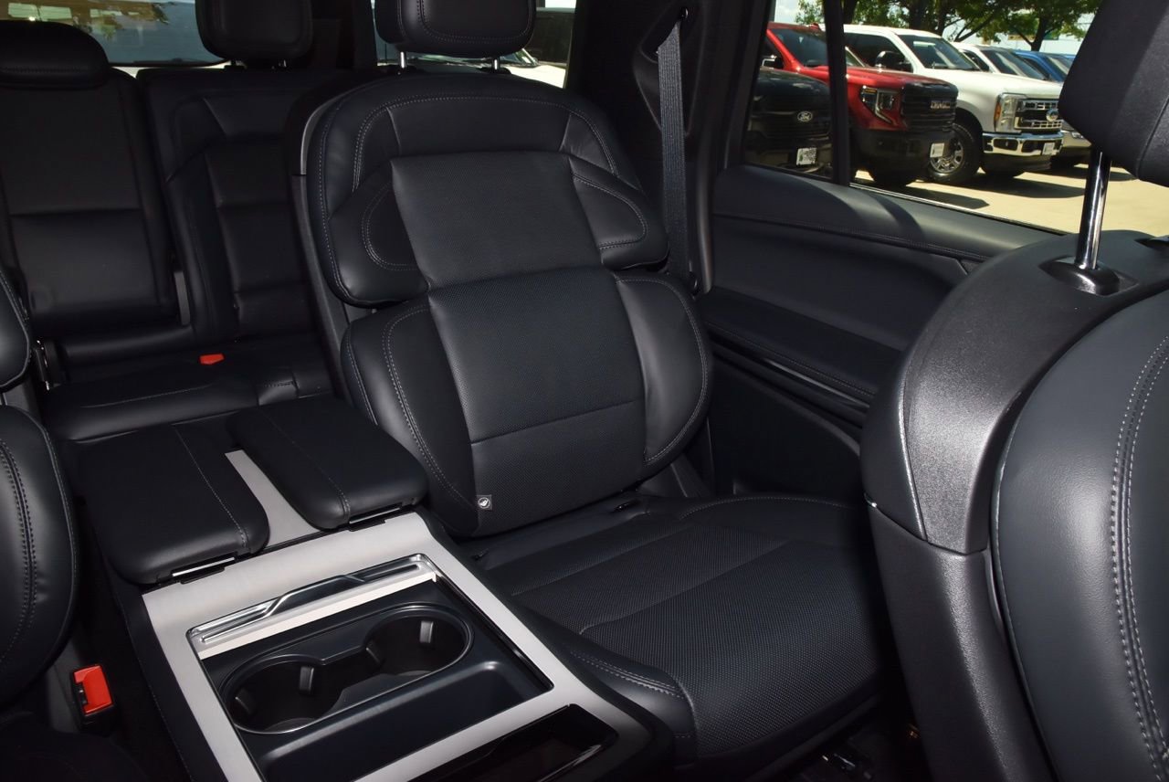 New 2026 Lincoln Navigator L Reserve w/ Jet Appearance Package AWD/4WD image 53