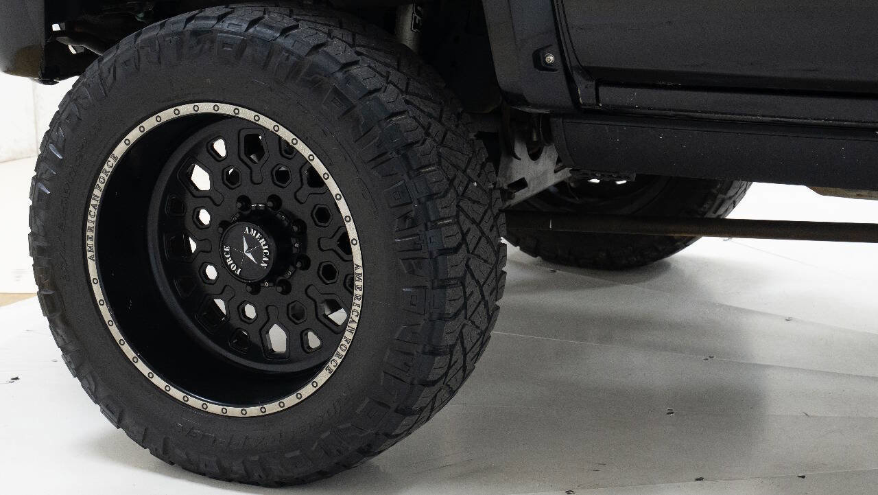 Used 2016 GMC Sierra 2500 Denali w/ Duramax Plus Package AWD/4WD image 78