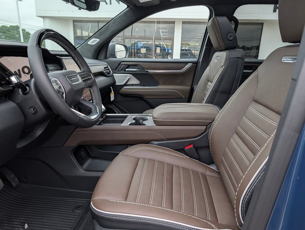 New 2026 GMC Acadia Denali Ultimate w/ LPO, Floor Liner Package AWD/4WD image 24