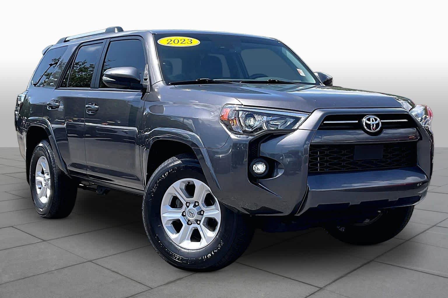 Used 2023 Toyota 4Runner SR5 Premium w/ Moonroof Package RWD image 3