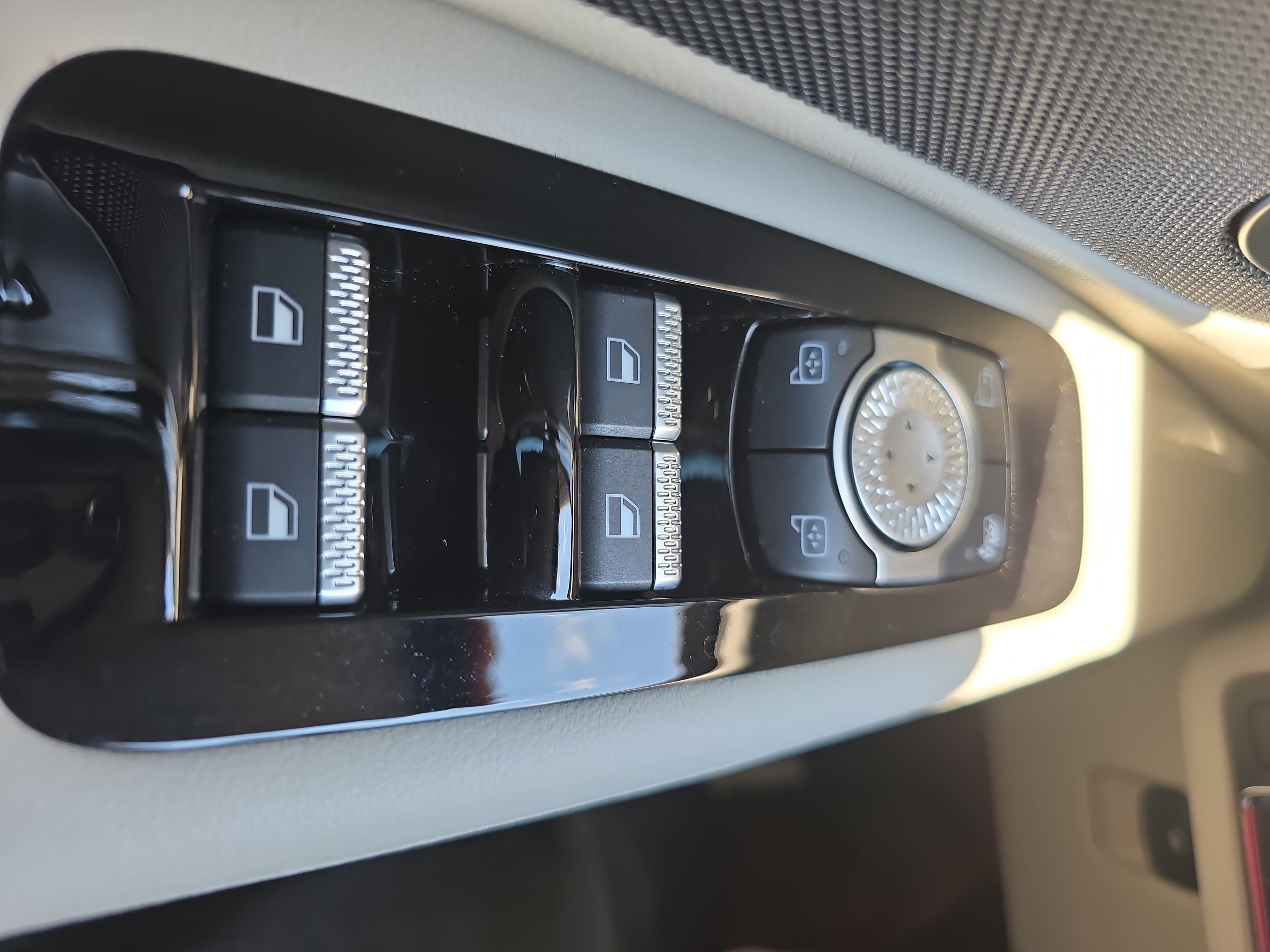 Used 2026 Lincoln Nautilus Premier w/ Equipment Group 102A AWD/4WD image 27