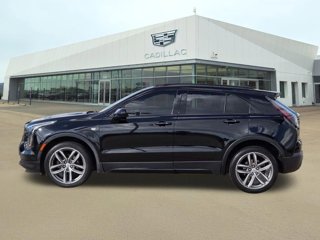 Used 2019 Cadillac XT4 Sport w/ Driver Assist Package image 3