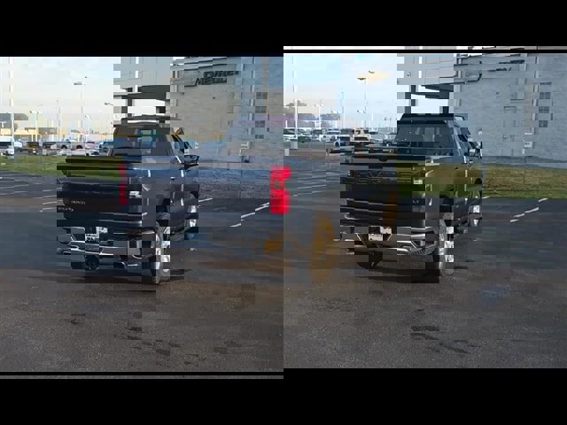 Used 2019 Chevrolet Silverado 1500 LT w/ All-Star Edition image 8