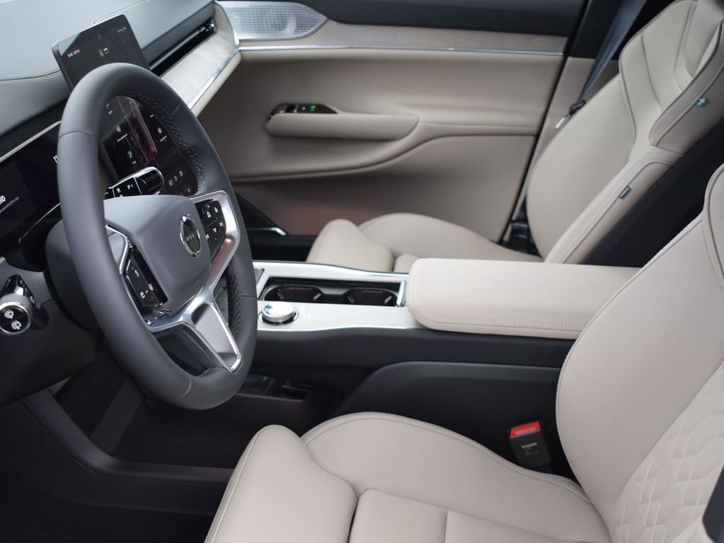 New 2025 Volvo EX90 Ultra image 24