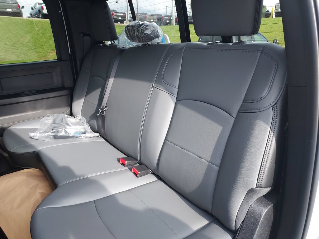 New 2026 RAM 3500 Tradesman AWD/4WD image 28