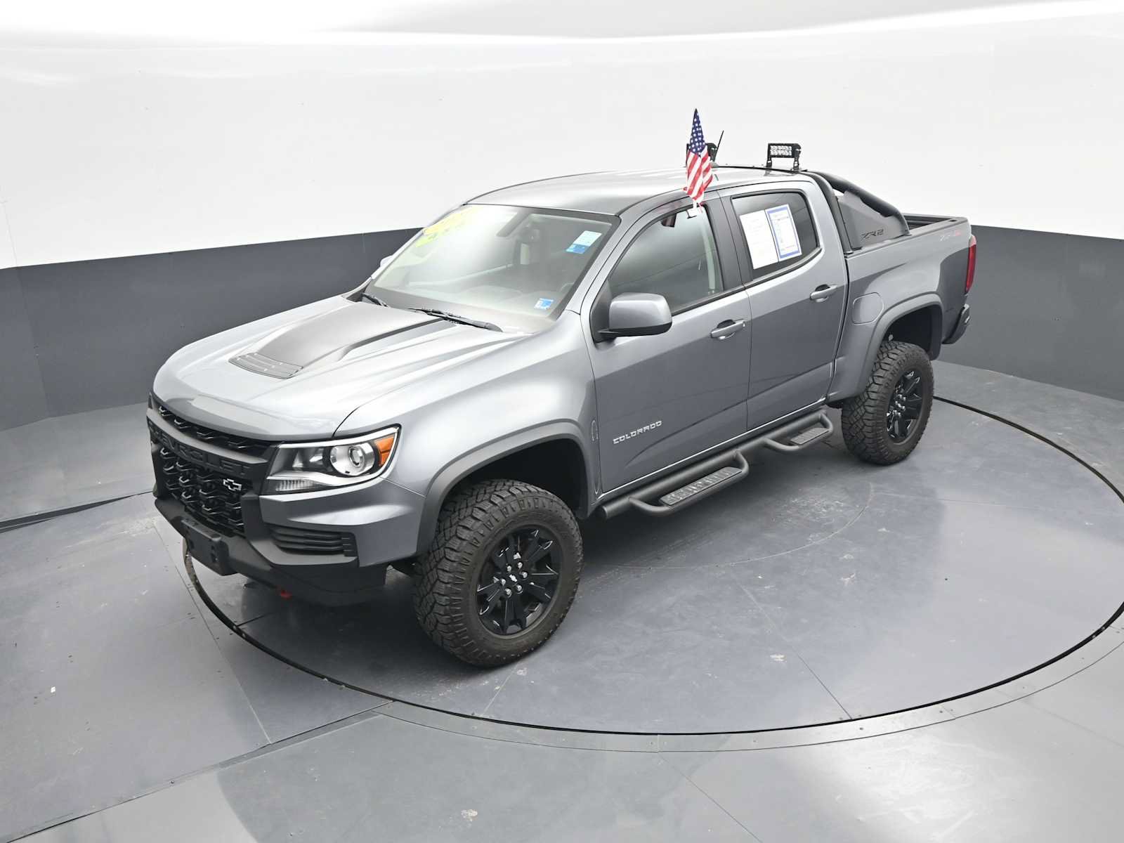 Used 2021 Chevrolet Colorado ZR2 w/ ZR2 Dusk Special Edition AWD/4WD image 28