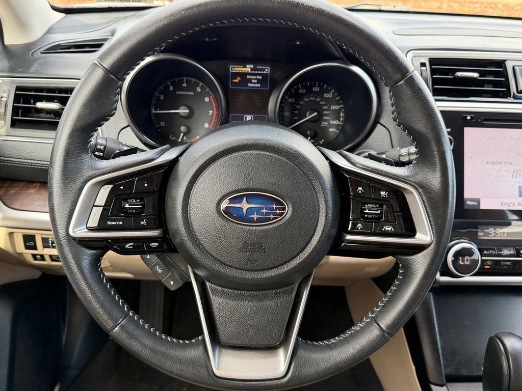 Used 2018 Subaru Outback 2.5i Limited image 16