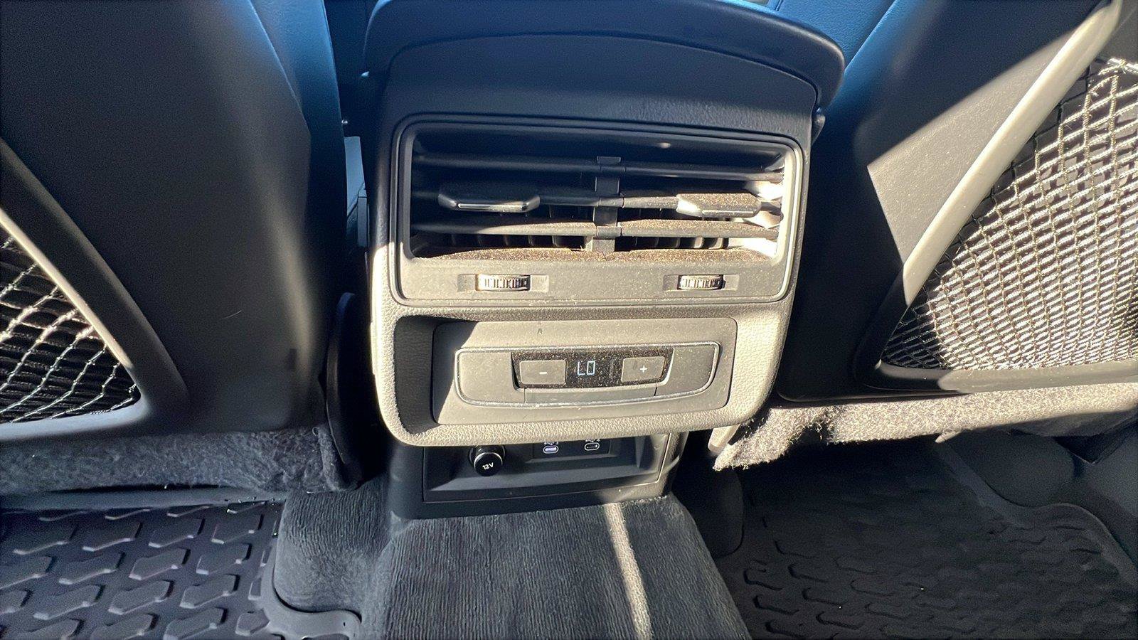 Used 2021 Audi Q7 3.0T Premium Plus w/ Premium Plus Package AWD/4WD image 24