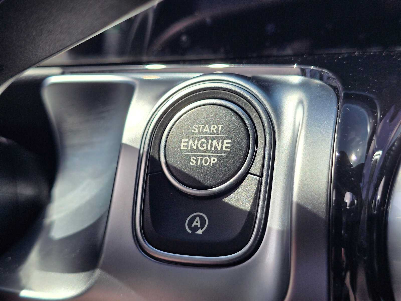 New 2026 Mercedes-Benz GLB 250 4MATIC image 36