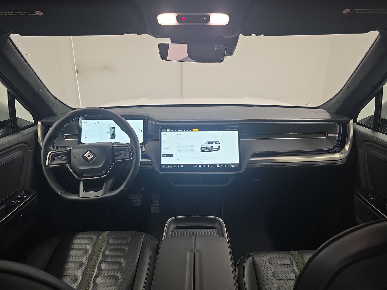 Used 2025 Rivian R1S Adventure AWD/4WD image 27