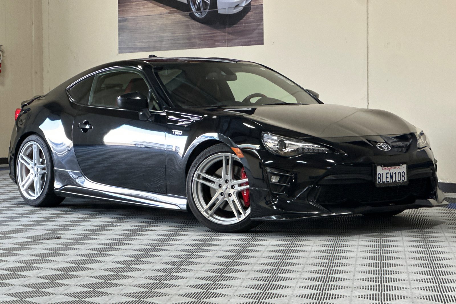 Used 2019 Toyota 86 image 2