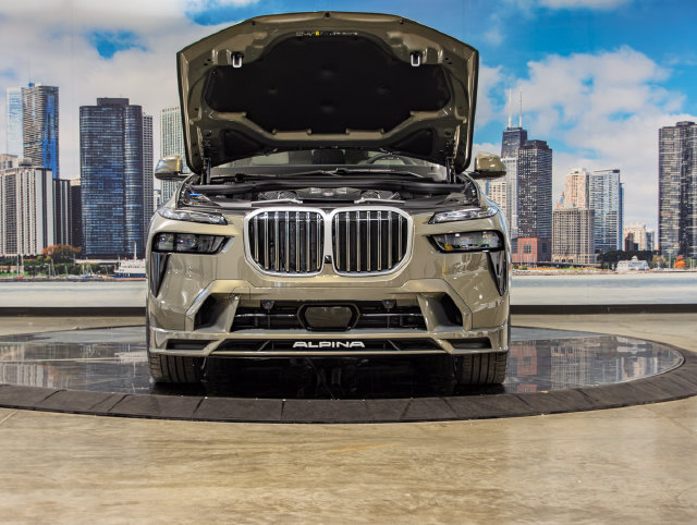 New 2026 BMW ALPINA XB7 AWD/4WD image 4