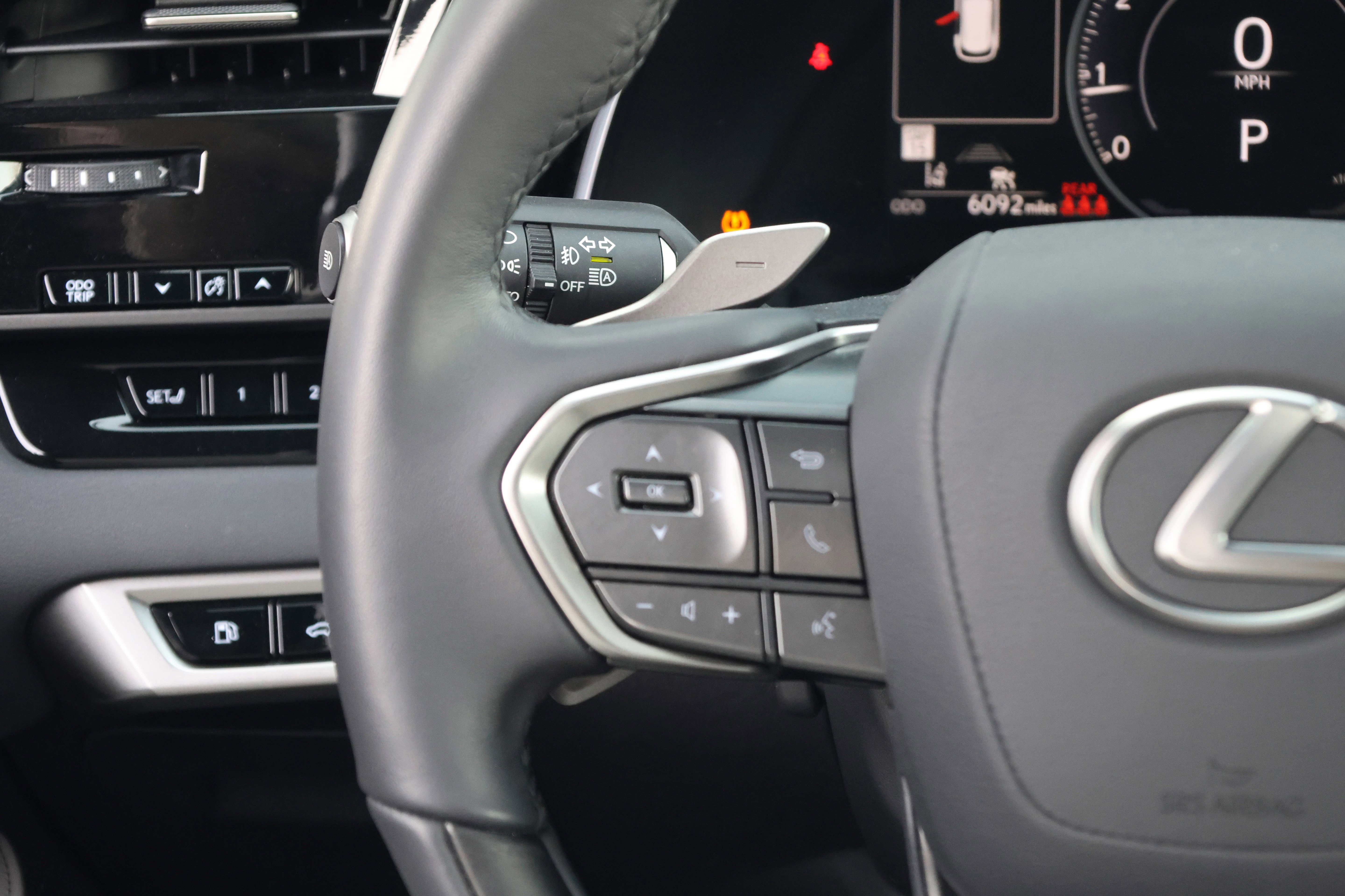 Certified 2024 Lexus RX 350 Premium w/ Accessory Package (Z1) image 18