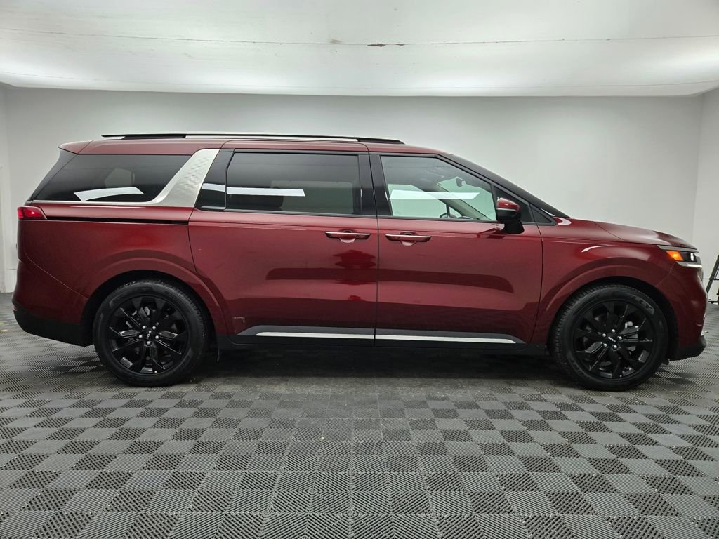 Used 2024 Kia Carnival SX image 8