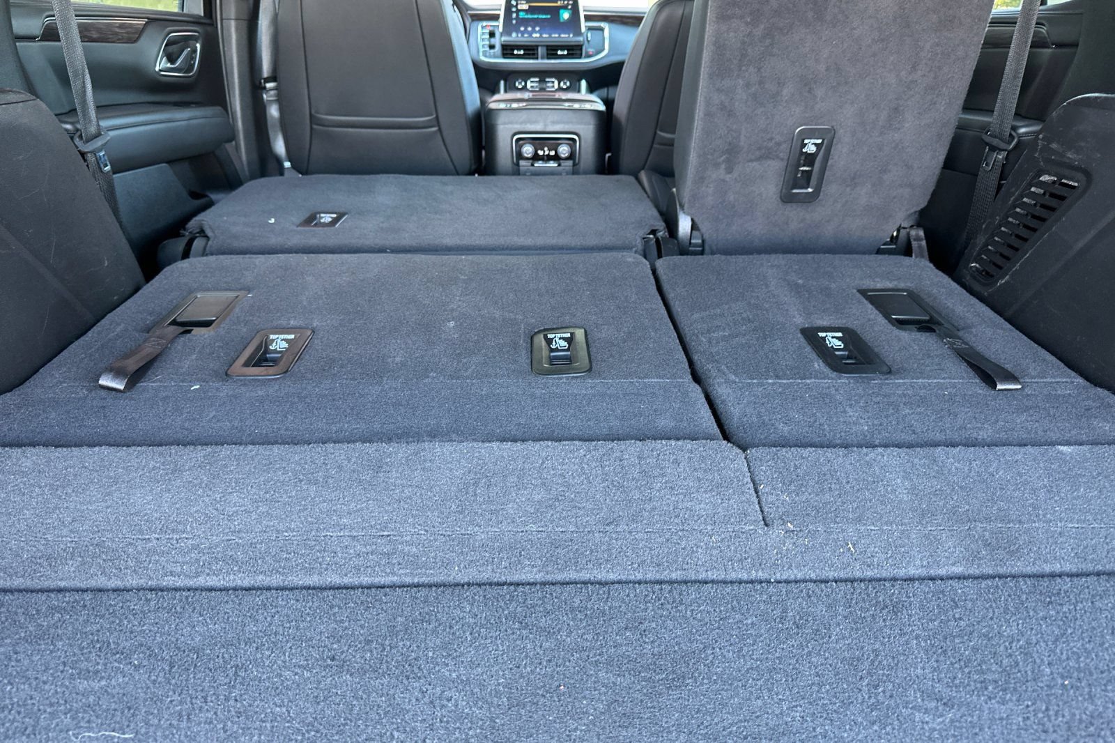 Used 2024 Chevrolet Tahoe Z71 AWD/4WD image 17