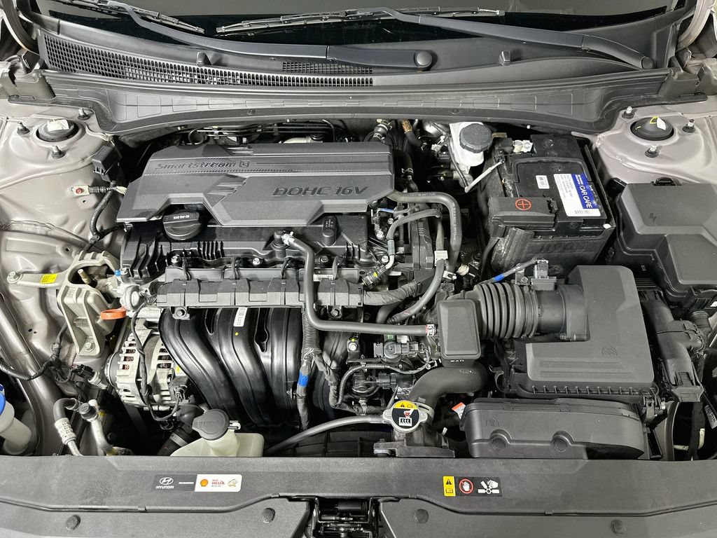 Used 2023 Hyundai Elantra SEL FWD image 9