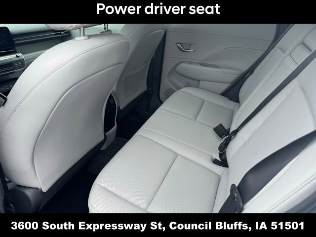 Used 2024 Hyundai Kona Limited AWD/4WD image 17