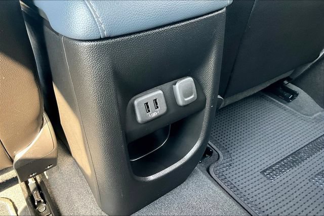 Used 2022 Chevrolet Colorado Z71 RWD image 16