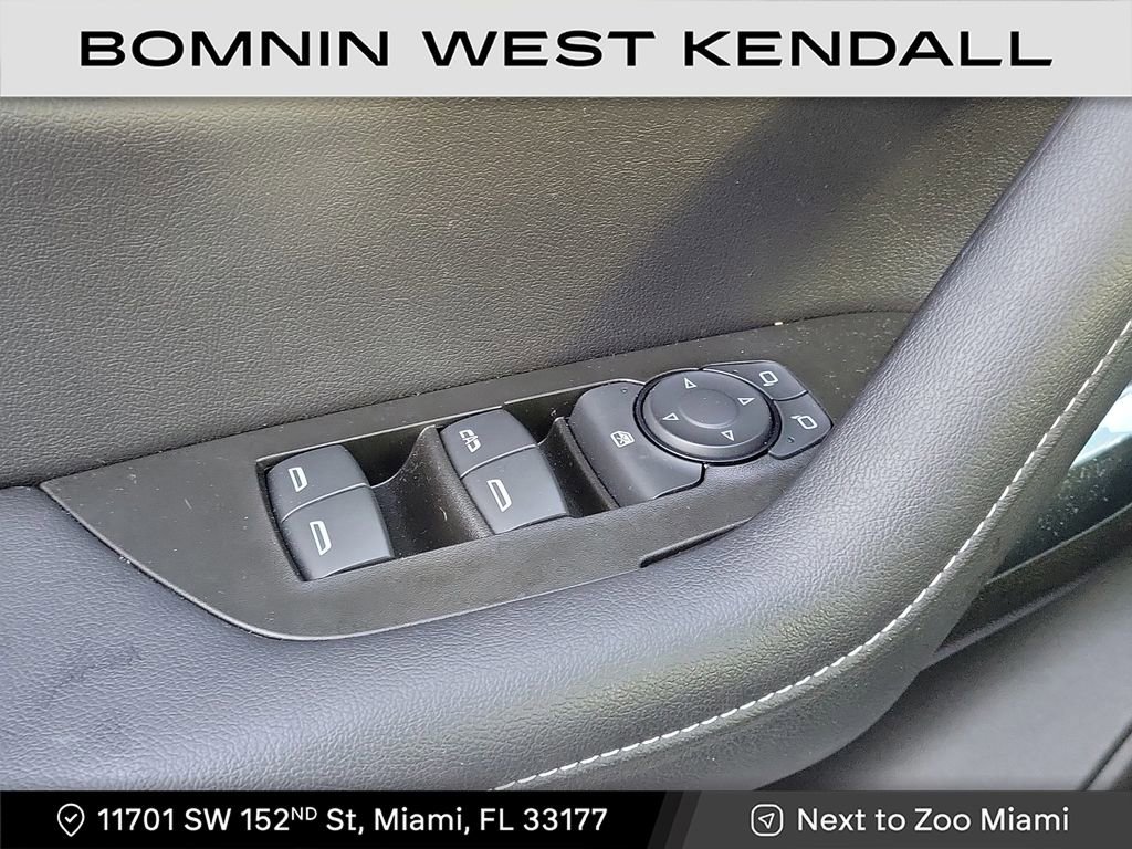 Used 2024 Chevrolet Blazer LT image 27