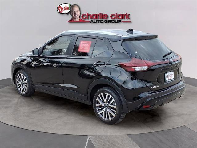 Certified 2024 Nissan Kicks SV image 3