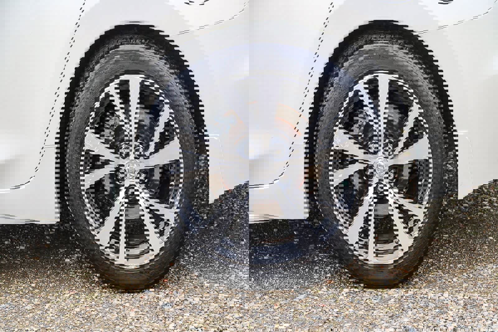 Used 2017 Nissan Maxima 3.5 SL image 9