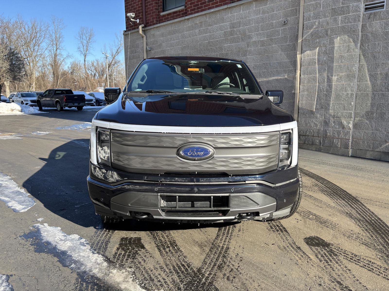 Used 2022 Ford F150 Lightning Lariat w/ Tow Technology Package image 4