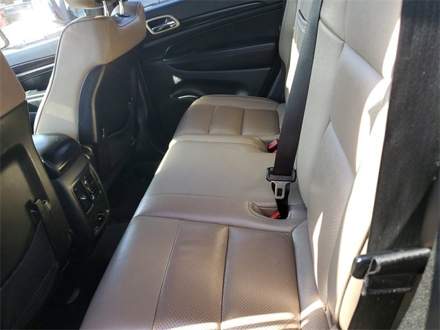 Used 2014 Jeep Grand Cherokee Laredo w/ Security & Convenience Group image 27